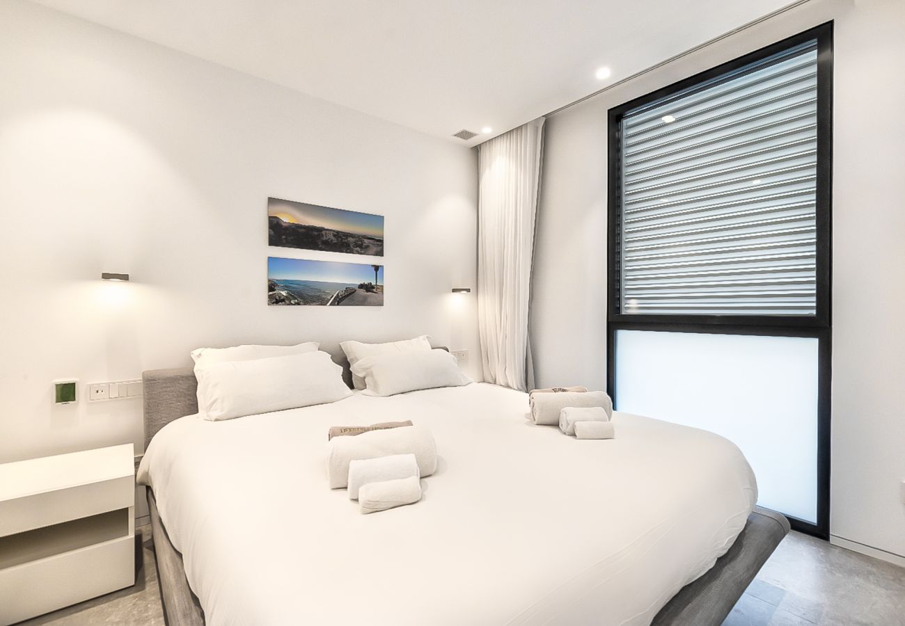 Huis in Arona - Infinity 1.7 LUXE SEA VIEW 2B