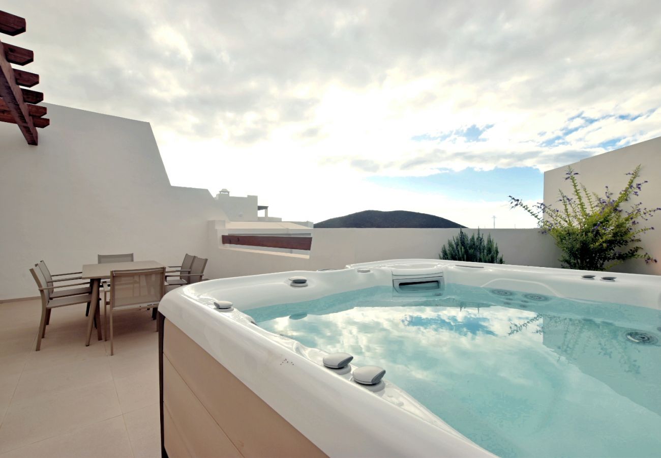 Huis in Arona - Jardines - Bentago 3.3 PENTHOUSE JACUZZI & NATURE